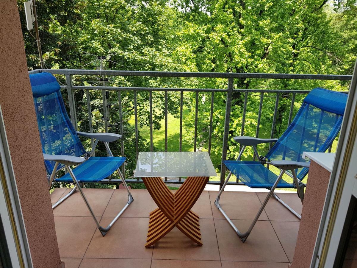 Apartament Rsl Ruda Slaska Buitenkant foto